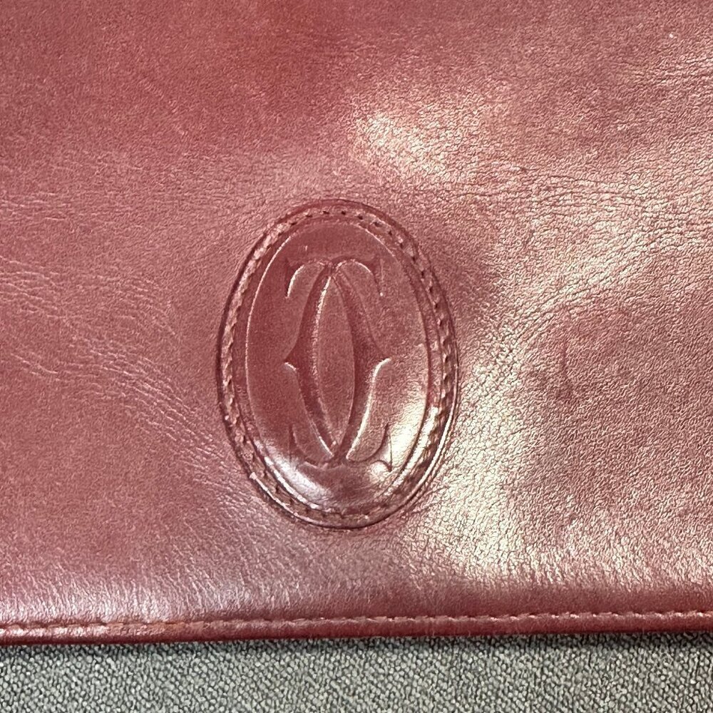 ✨ VINTAGE CARTIER CLUTCH BAG - RED BORDEAUX BURGUNDY LEATHER W/ GOLD HARDWARE ✨ - Picture 10 of 13